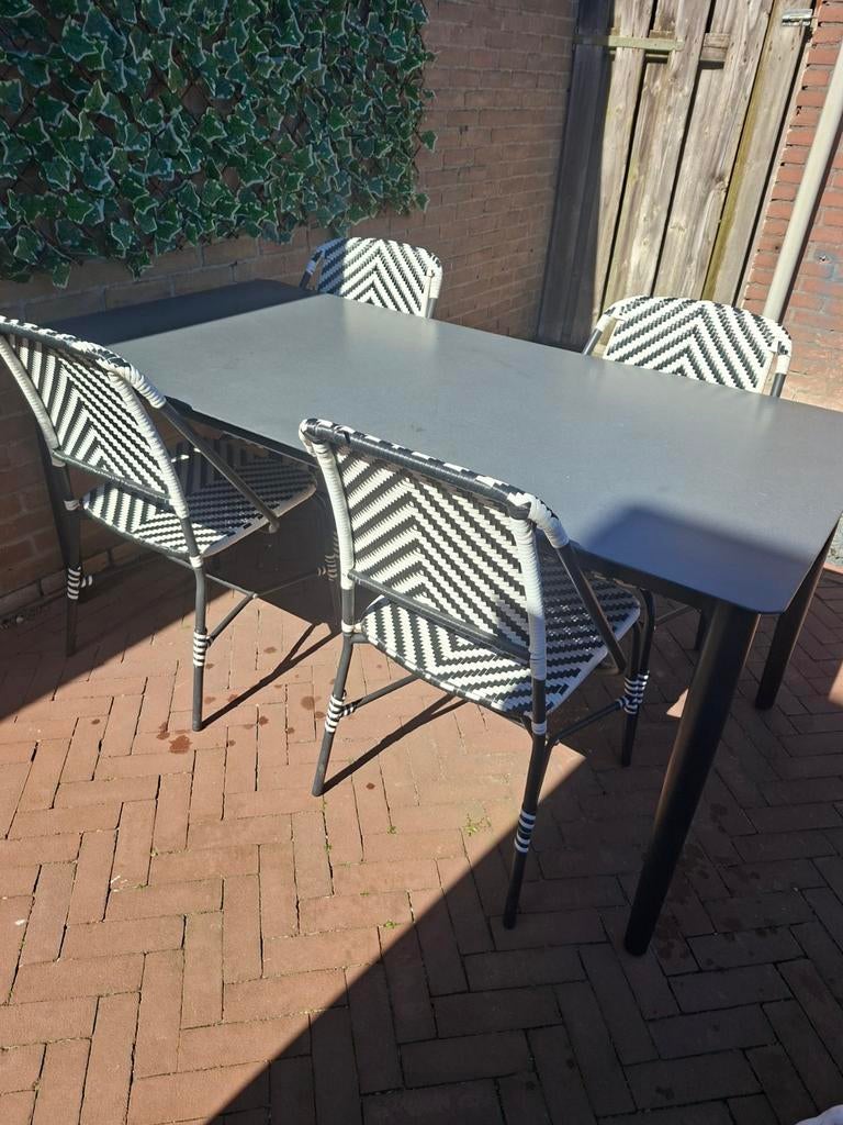 Tuinset met zwarte tafel en 4 stoelen ikea, Tuin en Terras, Ophalen