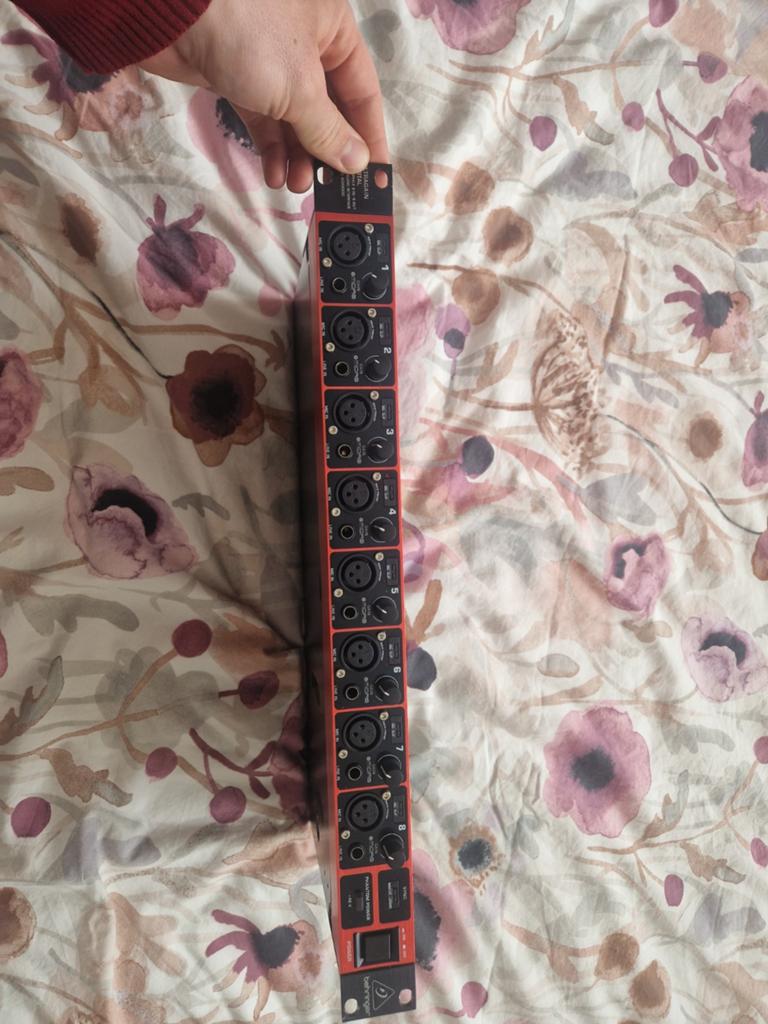 Behringer ada8200, Ophalen of Verzenden, Gebruikt, 5 tot 10 kanalen, Microfooningang