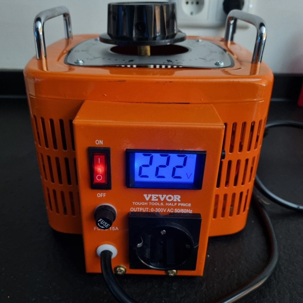 Variabele plug & play spanningsregelaar 0-300v 3000W Variac, Hobby en Vrije tijd, Elektronica-componenten, Ophalen, Nieuw