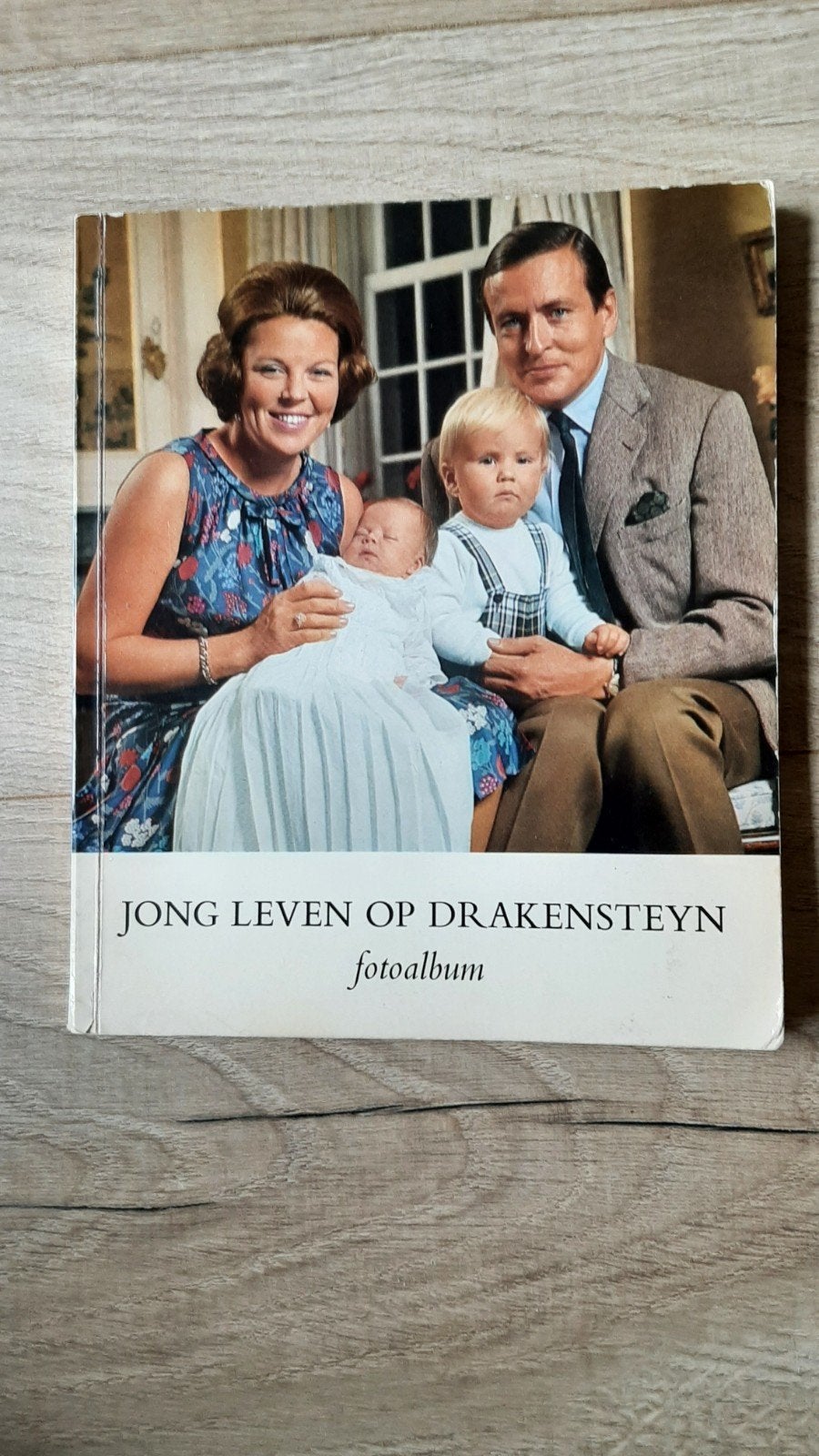 Jong Leven op Drakensteyn fotoalbum - Koninklijk Huis, Ophalen of Verzenden