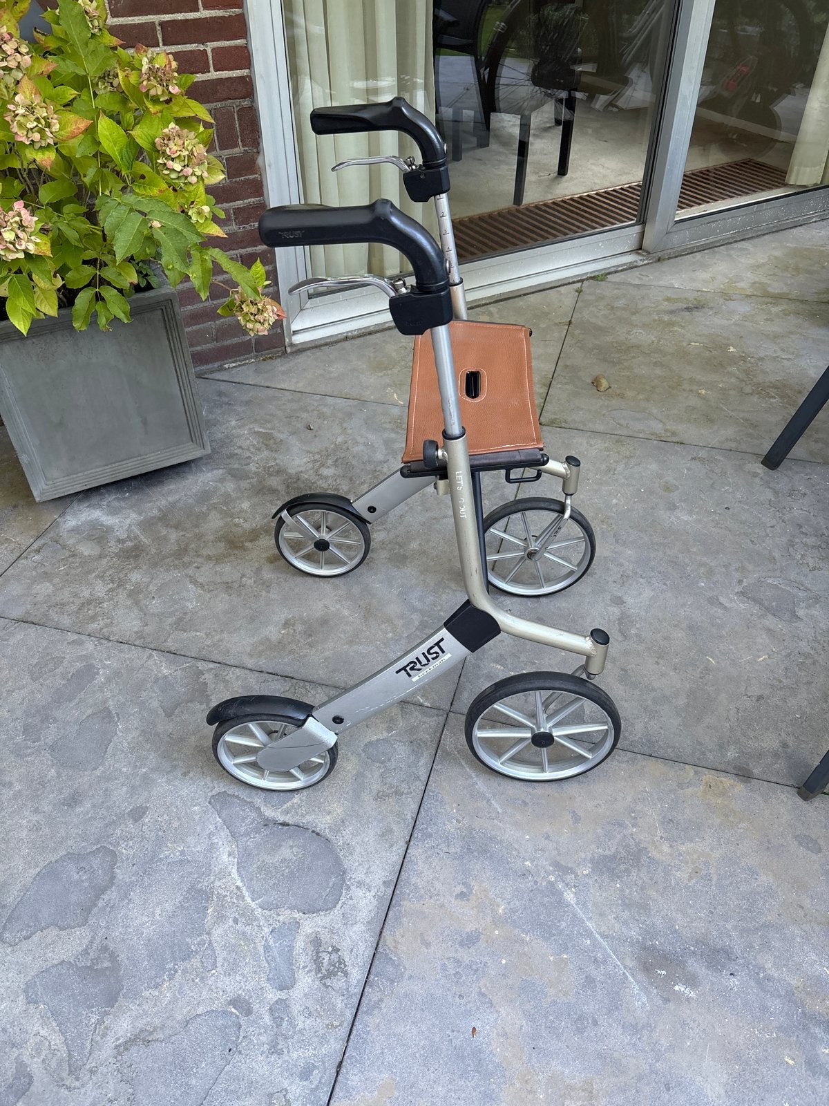 Trust Rollator : type Lets go out, Ophalen, Lichtgewicht, Gebruikt