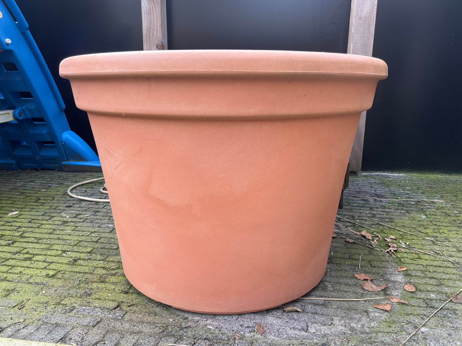 Grote bloempotten, Tuin en Terras, Bloempotten, Ophalen, Kunststof, 40 cm of meer, Rond