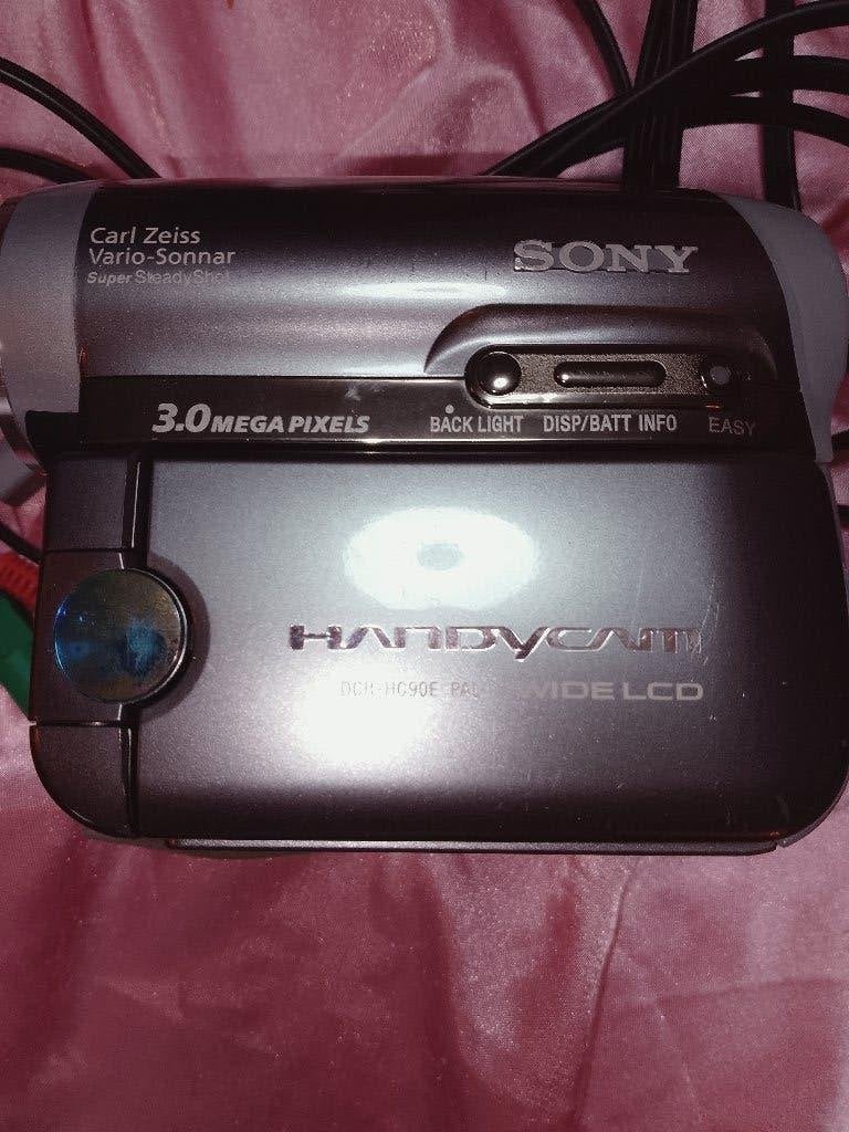 Sony DCR HC90E Handycam met Samsonite Tas Remote Kabels, Audio, Tv en Foto, Videocamera's Digitaal, Overige soorten, Ophalen of Verzenden