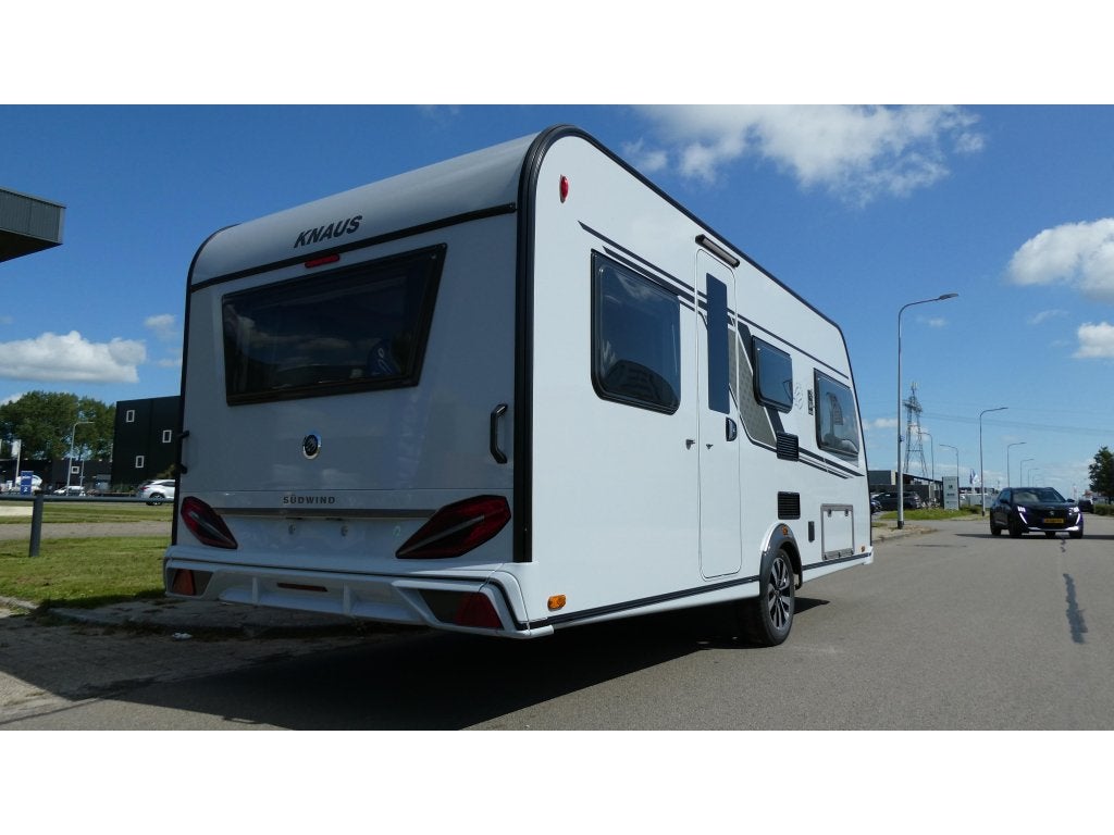 Knaus Sudwind Black Selection 500 EU 2026, Caravans en Kamperen, Rondzit, Bedrijf, Schokbreker, 5 tot 6 meter
