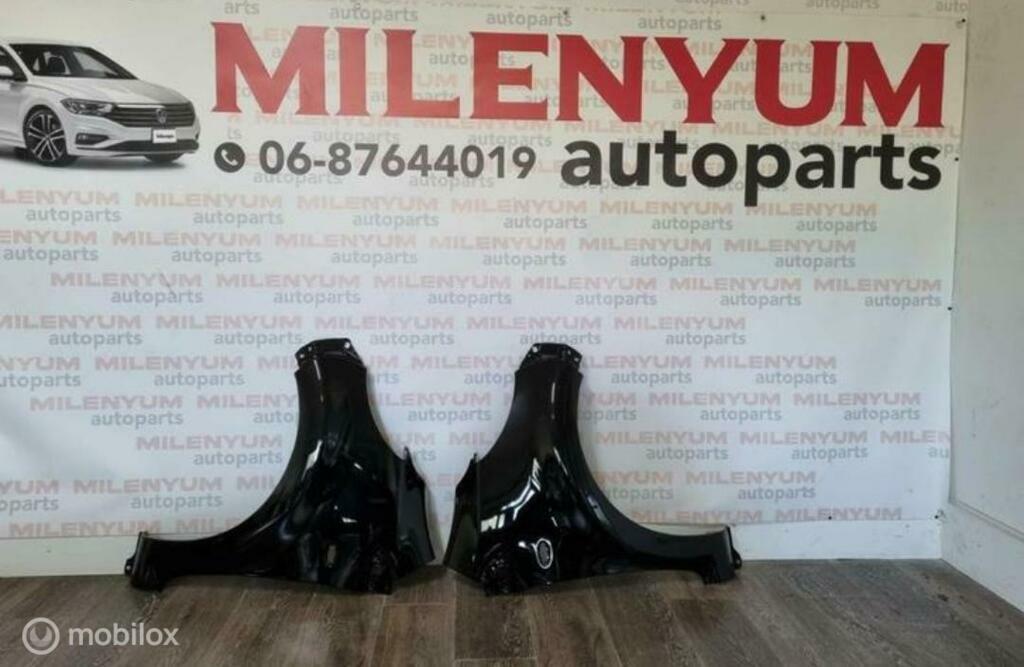 PEUGEOT 107 SCHERMEN LINKS/RECHTS NIEUW (2005-2014) EXZ, Ophalen of Verzenden, Nieuw