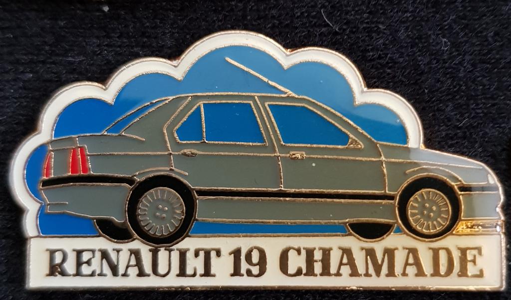 Renault 19 Chamade pin, Ophalen of Verzenden, Nieuw, Transport, Speldje of Pin