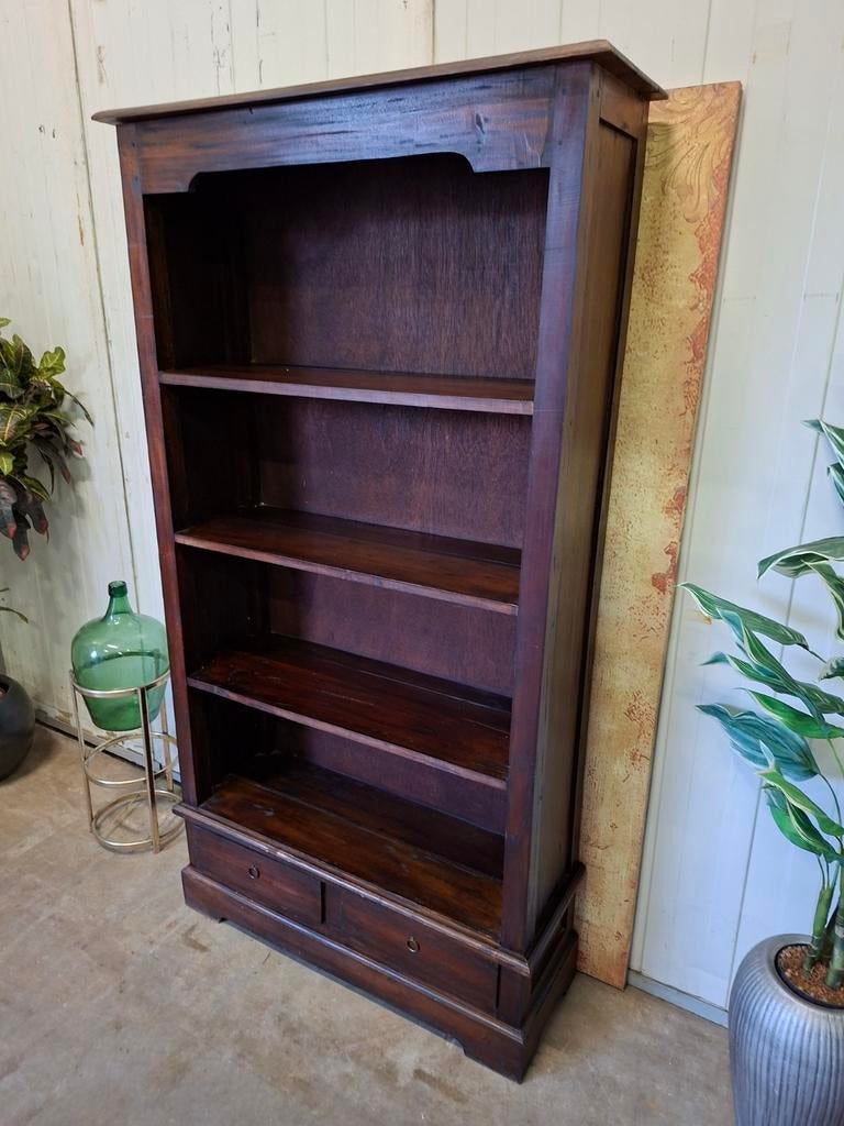 Koloniale boekenkast afm.96x33cm en 180cm hoog.  , Ophalen of Verzenden, Zo goed als nieuw, 25 tot 50 cm, 150 tot 200 cm