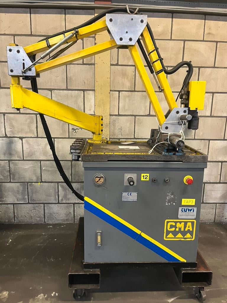 Cma tapmachine type RH tot M60, Doe-het-zelf en Verbouw, Gereedschap | Overige machines, Zo goed als nieuw, Ophalen of Verzenden