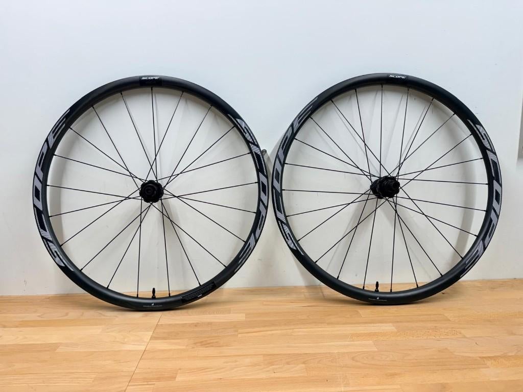 Scope r3 shimano white