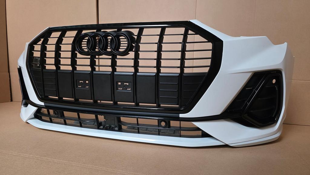 Voorbumper Audi Q3 83A F3 S-line SLINE  BUMPER Y9L ORIGINEEL, Gebruikt, -, Voor, Bumper