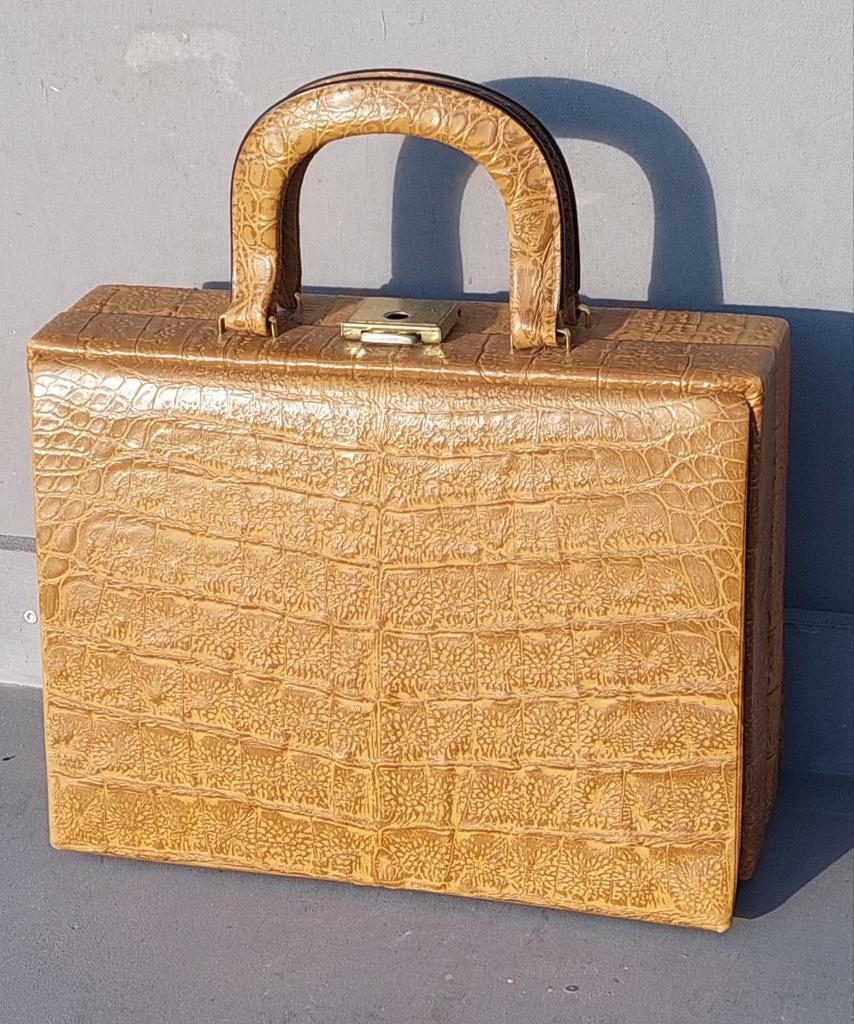 Vintage Beige beautycase Handtas met Slot, Gebruikt, Beige, Ophalen of Verzenden, Met slot