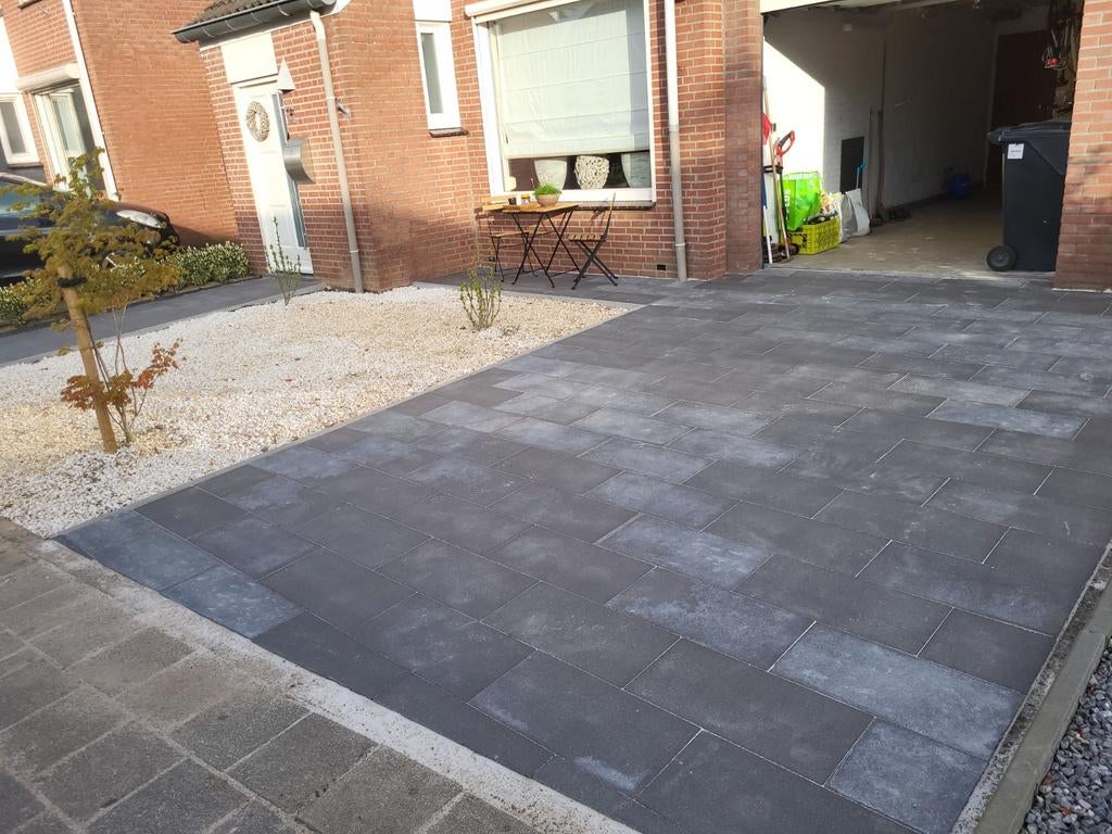 Stratenmaker/tuinman, Diensten en Vakmensen, Tuinmannen en Stratenmakers, Bestrating, Hekwerk of Schuttingen, Tuinonderhoud of Snoeiwerk