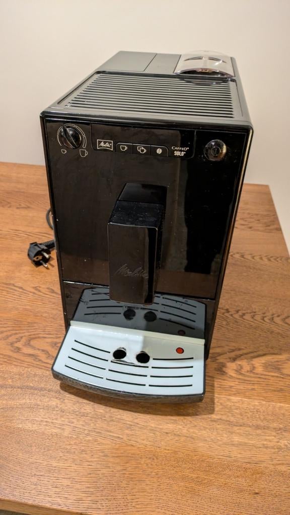Melitta Caffeo Solo - Volautomatische Espressomachine, Witgoed en Apparatuur, Koffiezetapparaten, Ophalen, Afneembaar waterreservoir