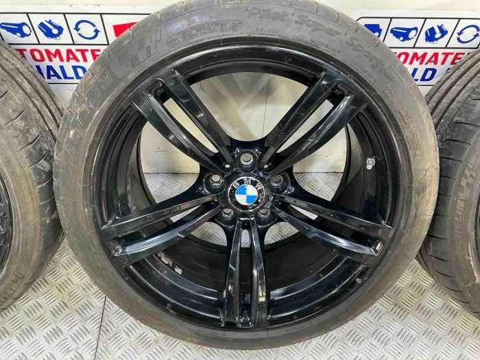 Sportvelgenset + banden van een BMW M4 (M4 14-), 12 maanden garantie, Gebruikt, -, -