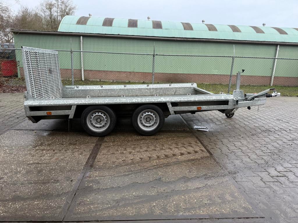 Hulco Terrax-2 3000kg (2020) machineaanhanger / plateauwagen, Auto diversen, Aanhangers en Bagagewagens, Ophalen, Zo goed als nieuw