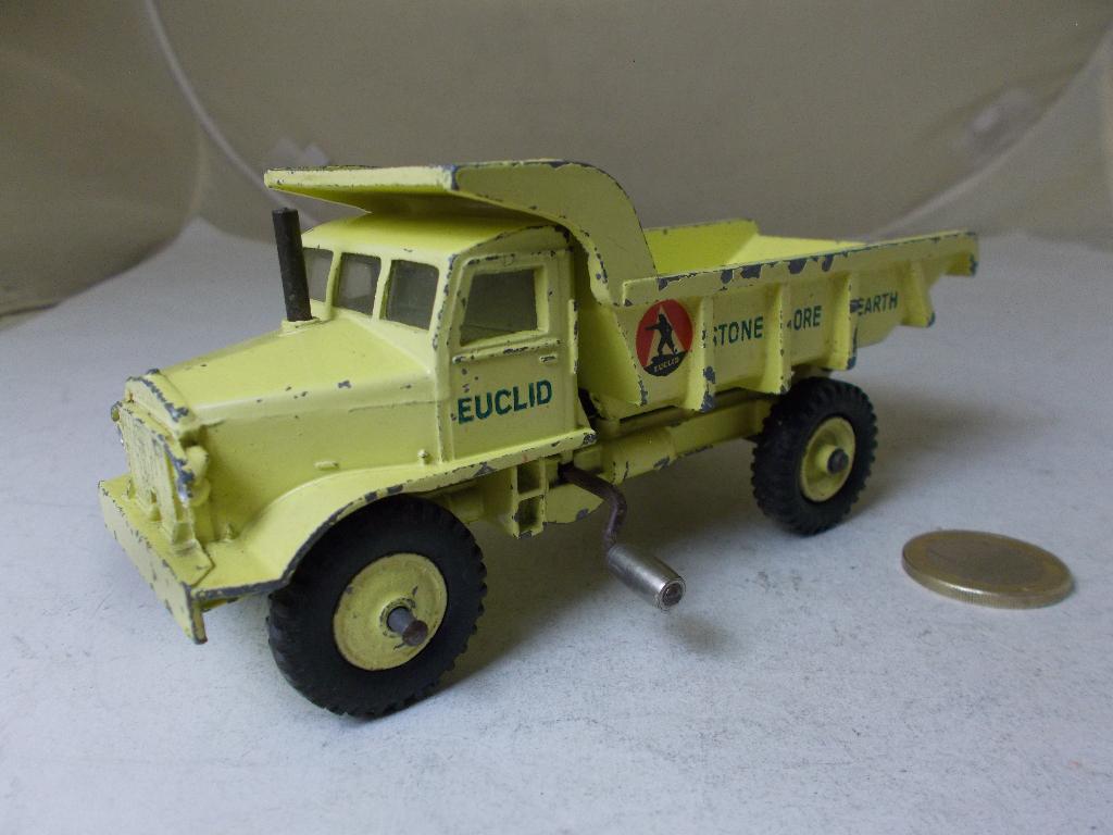 1955 Dinky Supertoys 965 EUCLID REAR DUMP TRUCK (-B-), Hobby en Vrije tijd, Modelauto's | 1:43, Gebruikt, Bus of Vrachtwagen, Dinky Toys