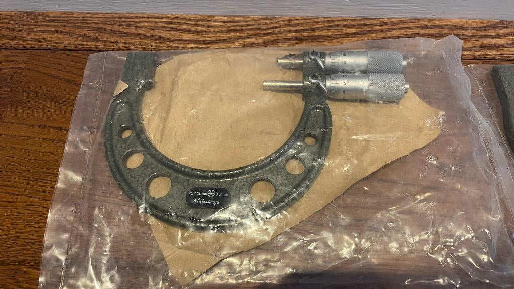 Mitutoyo twee spindels micrometer schroefmaat 0-25 75-100mm, Doe-het-zelf en Verbouw, Meetapparatuur, -, Ophalen of Verzenden