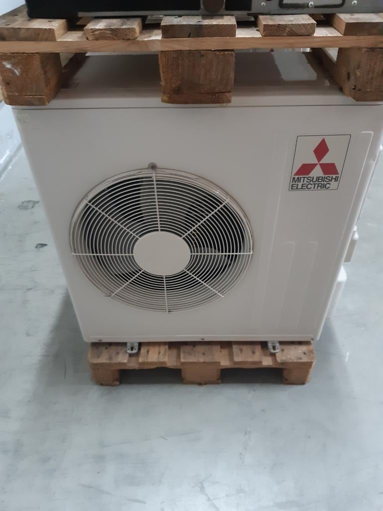 Mitsubishi electric warmtepomp 5 en 6 kw inverter H&C, Ophalen, Gebruikt, Koelen en Ontvochtigen, 3 snelheden of meer