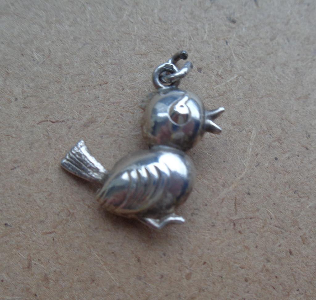 zilveren vintage bedel eenden kuiken [551], Overige merken, Ophalen of Verzenden, Zo goed als nieuw, 1 bedel