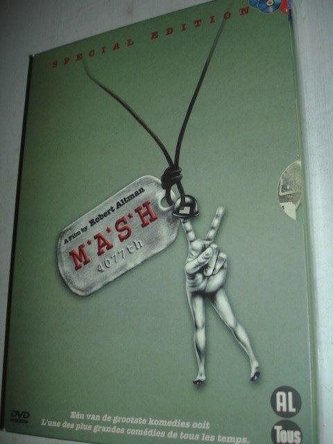 MASH- M*A*S*H- Donald Sutherland- 1970- BOX- 2-DVD- (NIEUW), Alle leeftijden, Drama, Ophalen of Verzenden, 1940 tot 1960