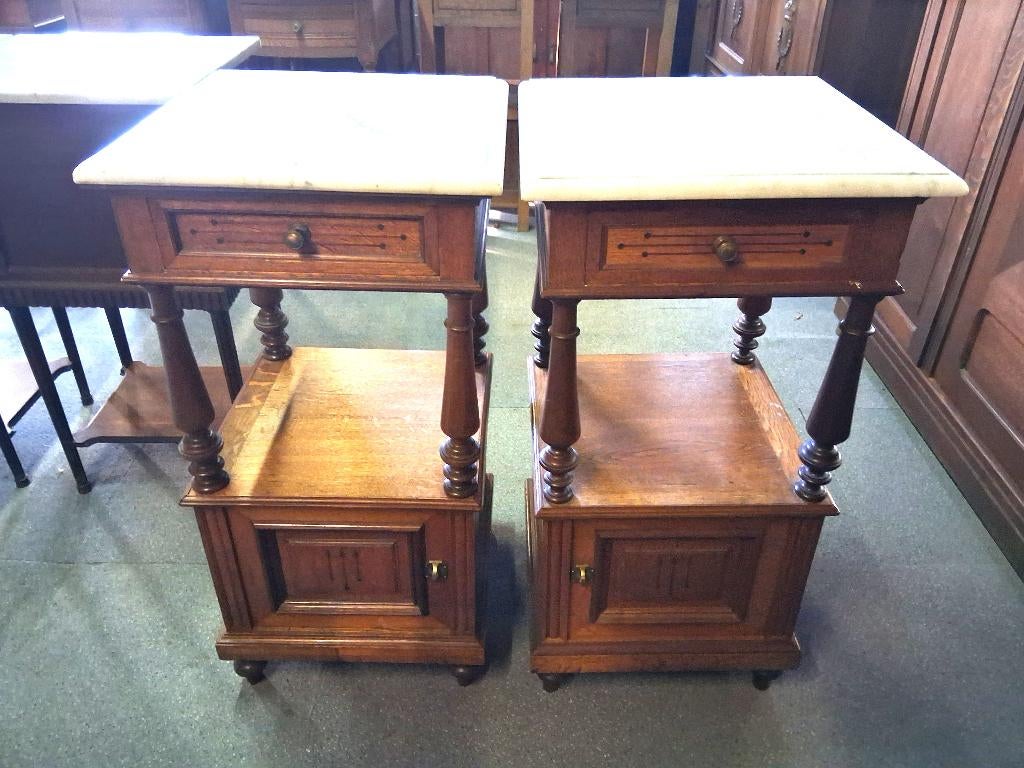 antiek set eiken nachtkastjes met facet marmer blad 350,00, Minder dan 45 cm, Ophalen of Verzenden, Zo goed als nieuw, 70 cm of meer