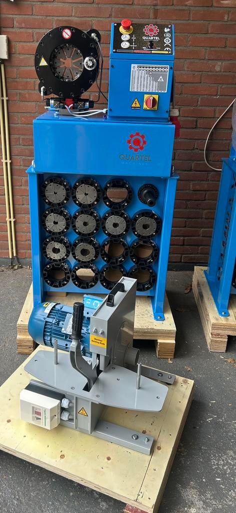 Slangenpers zaag machine en slangenrek deal, Nieuw, Ophalen of Verzenden, Quartel, Info@quartelmachines.nl