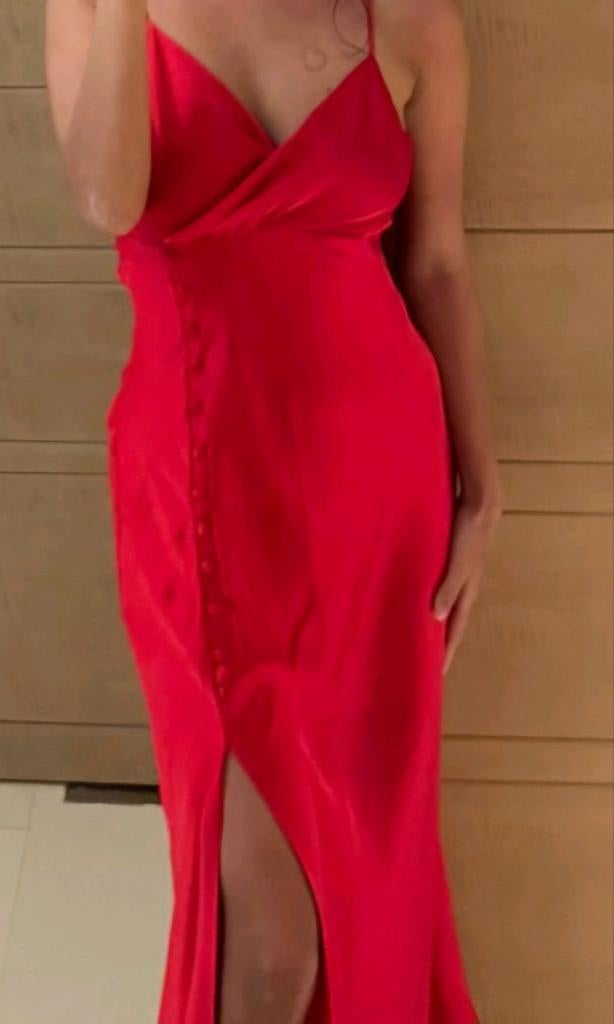 Zara cocktailjurk met spleet maat m rood galajurk kerst jurk, Maat 38/40 (M), Verzenden, Cocktailjurk, Zo goed als nieuw