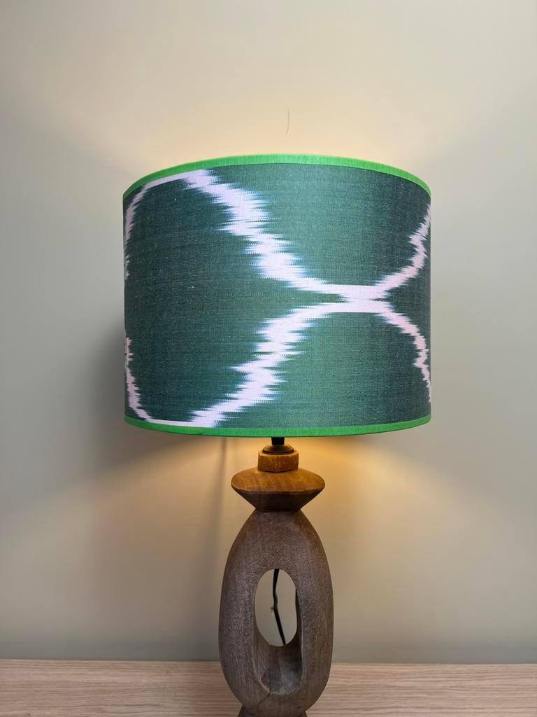 Groene Ikat lampenkap - Unieke handgemaakte lampenkap, Huis en Inrichting, Rond, Nieuw, Ophalen of Verzenden, Minder dan 25 cm