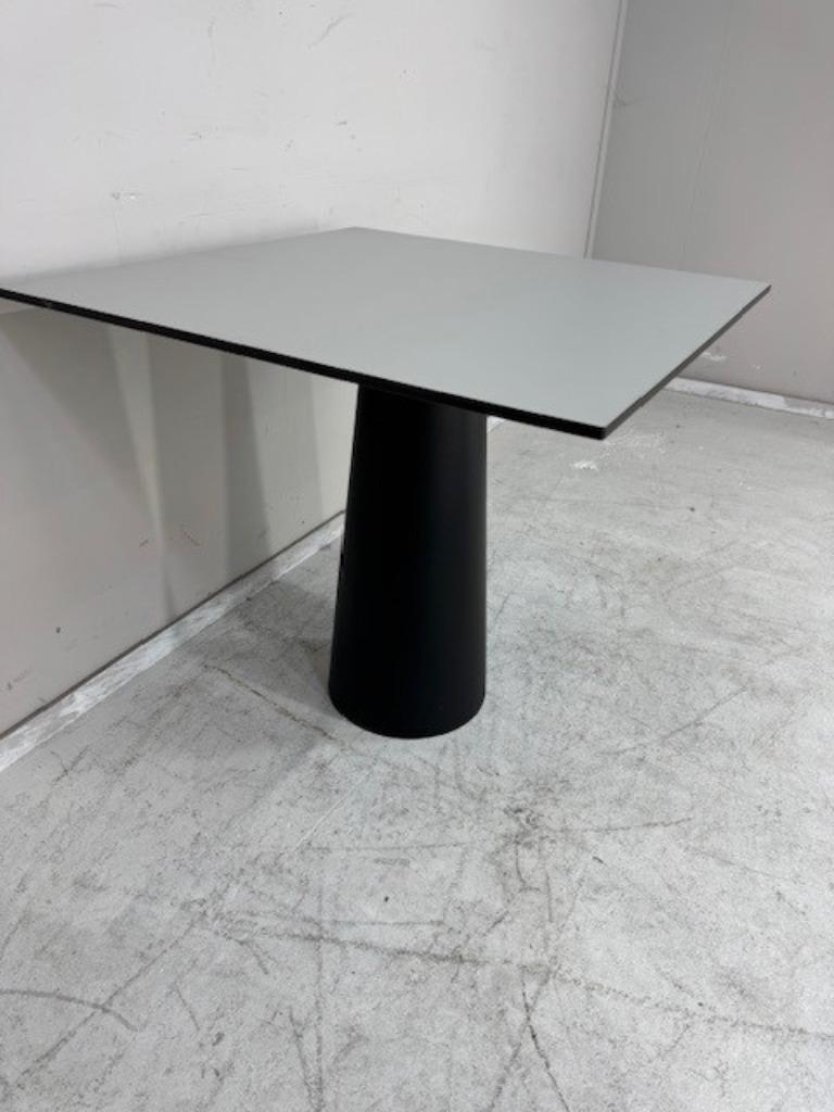 Vergadertafel Moooi container, Gebruikt, Inrichting, Onbekend, Ophalen of Verzenden