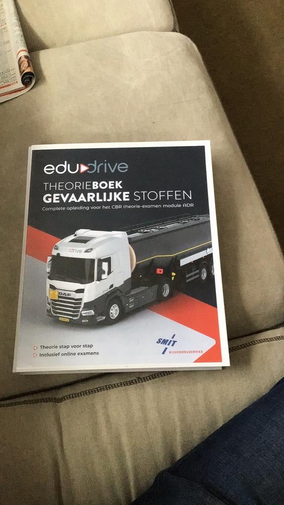 ADR boek gevaarlijke stoffen., Boeken, Onbekend, Niet van toepassing, Ophalen of Verzenden, Zo goed als nieuw