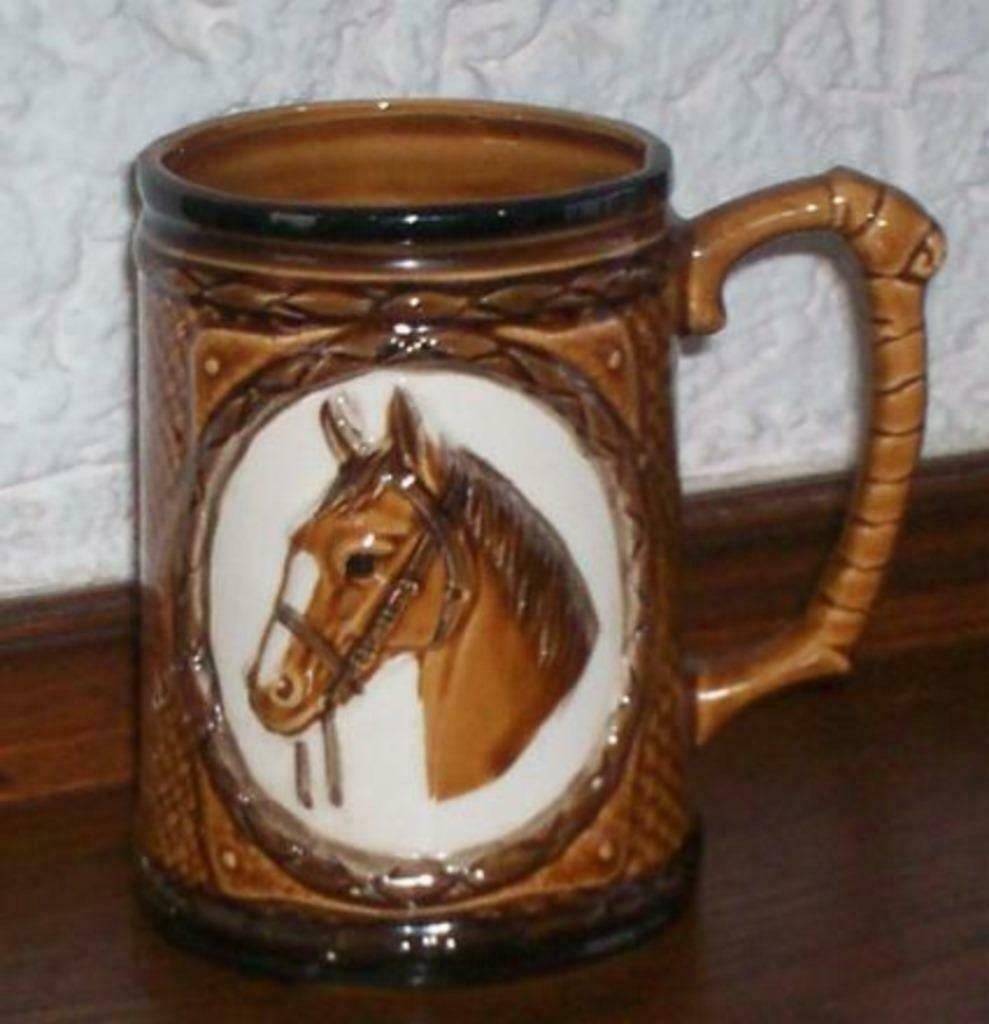 2 paarden paard pullen pul alleen in 1 koop, Ophalen, Gebruikt, Paard, Beeldje of Figuurtje