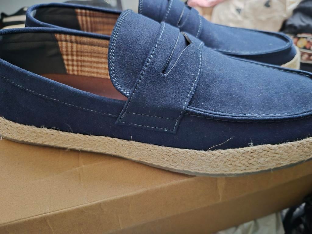 Nieuwe blauwe instappers maat 43, Kleding | Dames, Schoenen, Ophalen of Verzenden, Nieuw, Blauw, Instappers