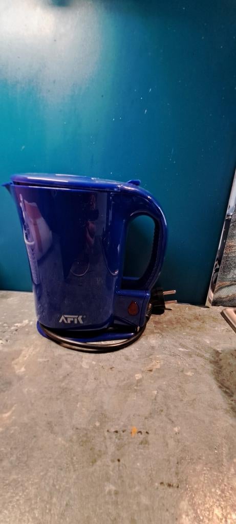Kleine waterkoker, Witgoed en Apparatuur, Waterkokers, Minder dan 1 liter, Ophalen of Verzenden, Nieuw