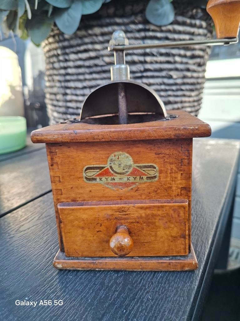 Oude houten koffiemolen KYM, Ophalen of Verzenden