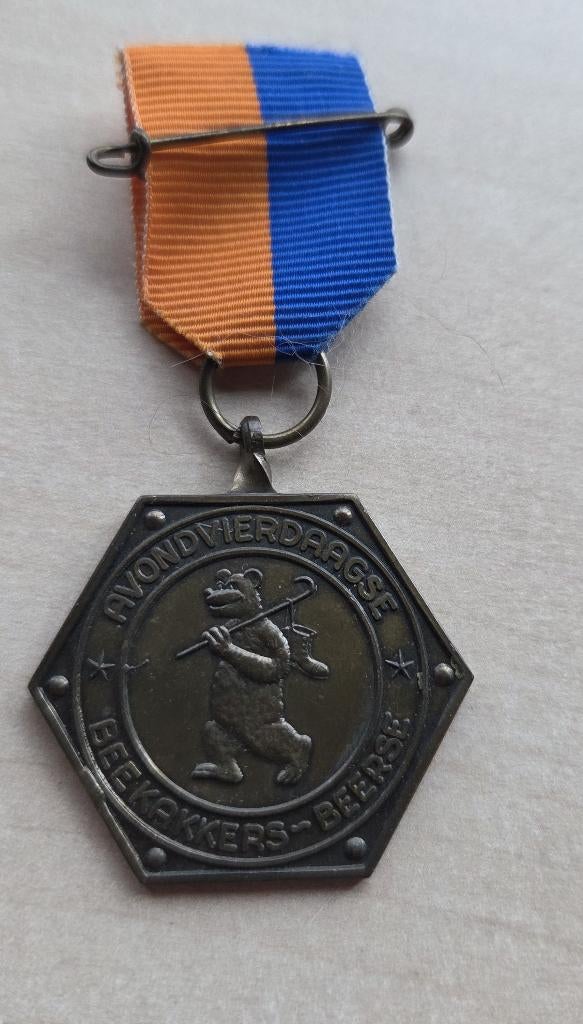 Beekakkers Beerse Avondvierdaagse België medaille, Ophalen of Verzenden, Overige materialen