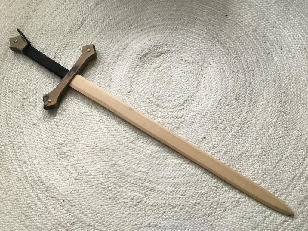Clean houten LARP speel toneel zwaard 109cm, Ophalen, Zo goed als nieuw, Toneelattributen of Onderdelen