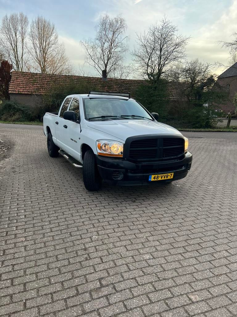 Dodge Ram 1500 2006, Auto's, Bestelauto's, 238 pk, 450 kg, 4701 cc, Particulier