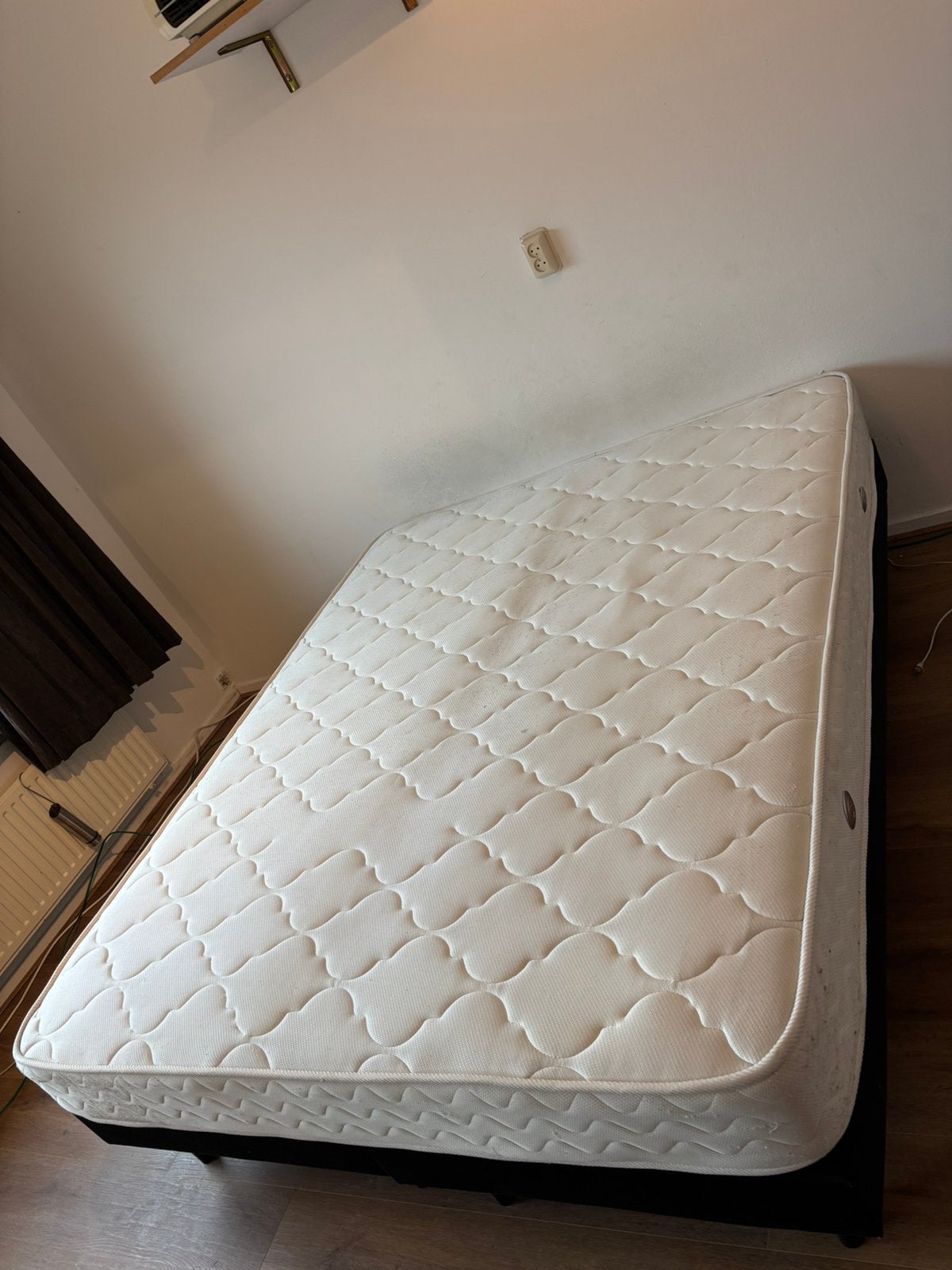 Matras met boxspring, Ophalen, Zo goed als nieuw, Tweepersoons, 160 cm