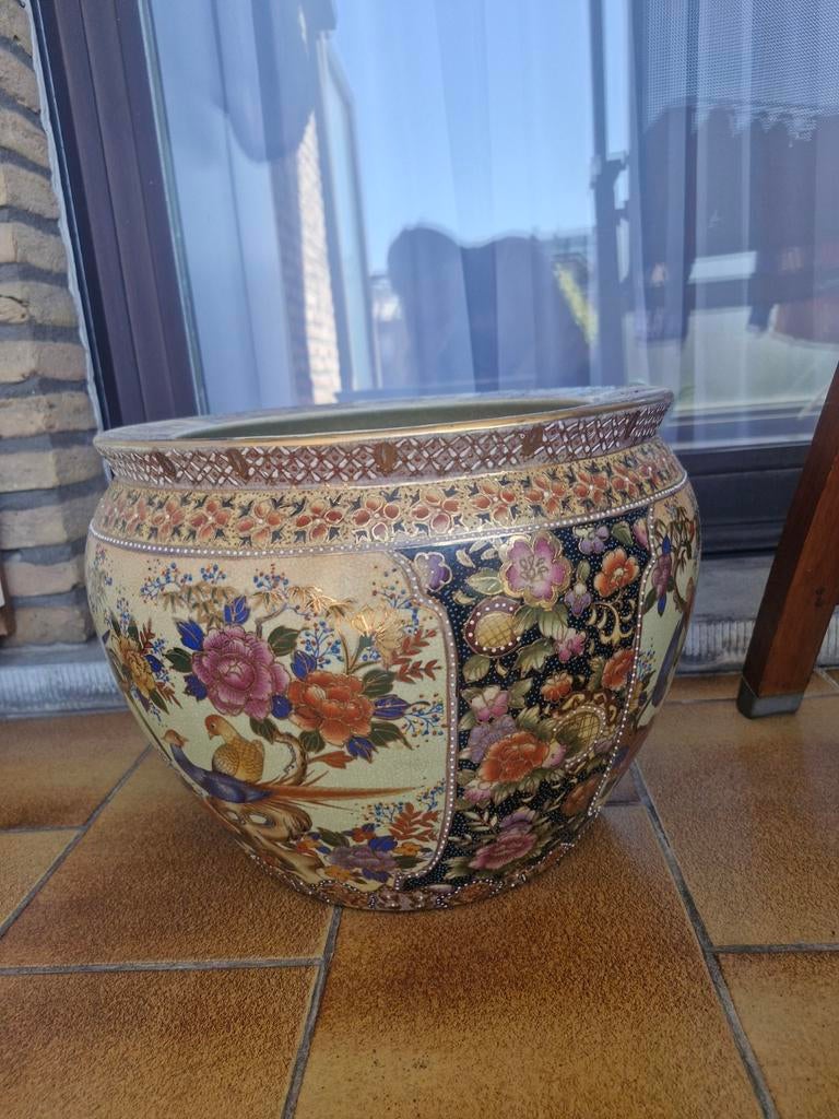 Grote Japanse Satsuma stijl vaas, Ophalen