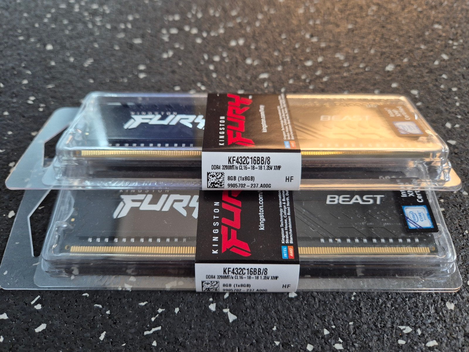 NIEUW 16GB Kingston FURY Beast (2x8GB) DDR4-3200 KF432C16BB, Computers en Software, DDR4, Nieuw, Ophalen of Verzenden, Desktop
