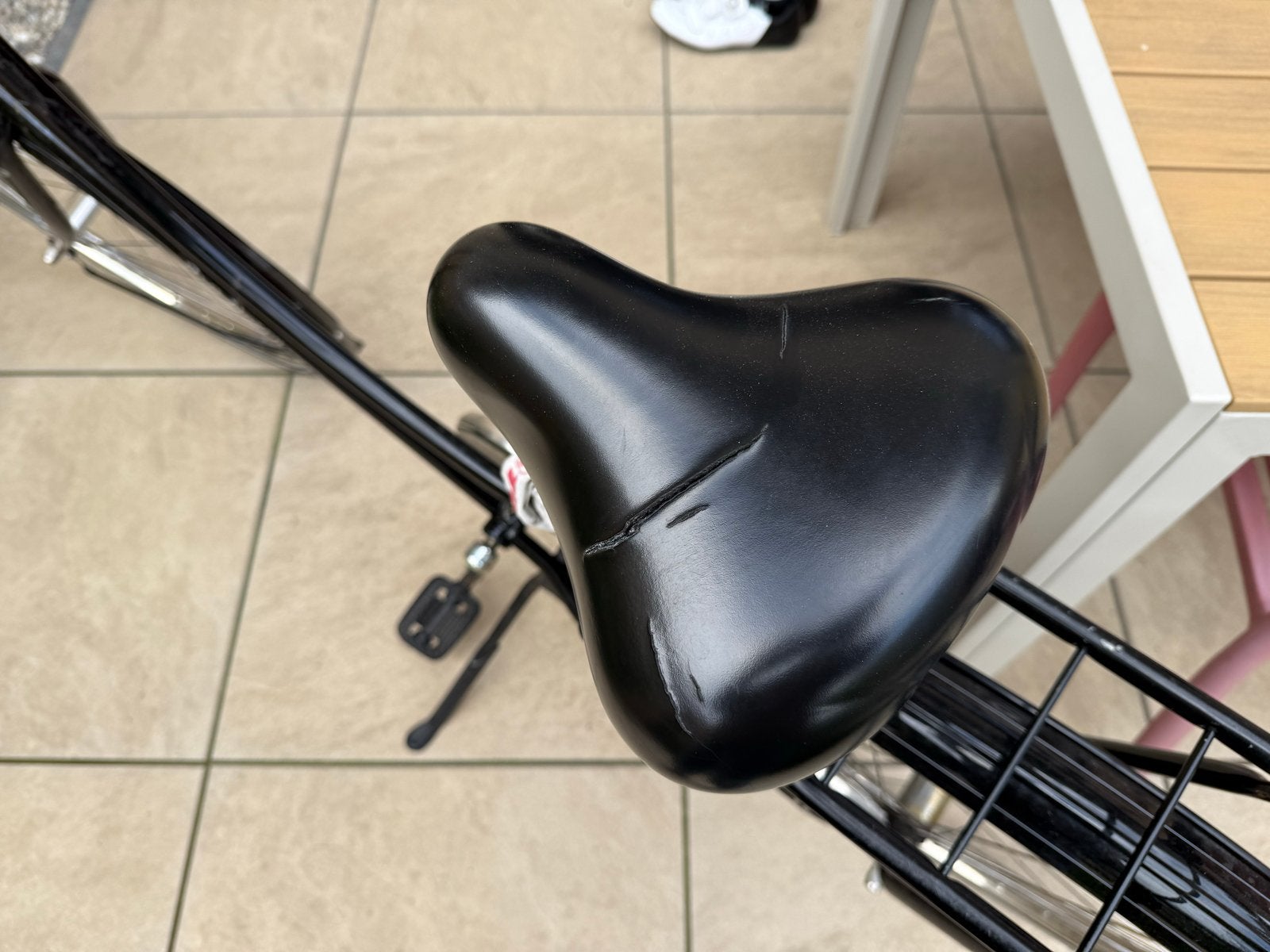 Foto 6 van Batavus Damesfiets - Klassiek Zwart Model