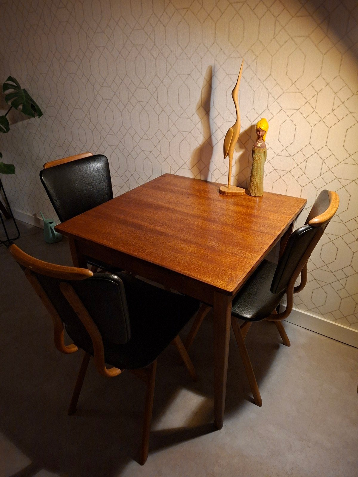 Vintage retro eettafel uitschuifbaar met 4 stoelen, Ophalen, Huis en Inrichting