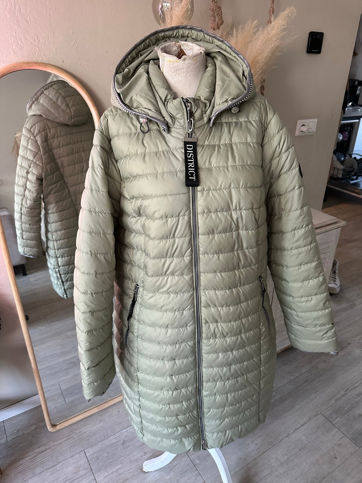District winterjas maat 48, Kleding | Dames, Ophalen of Verzenden, Zo goed als nieuw, Maat 46/48 (XL) of groter, Groen