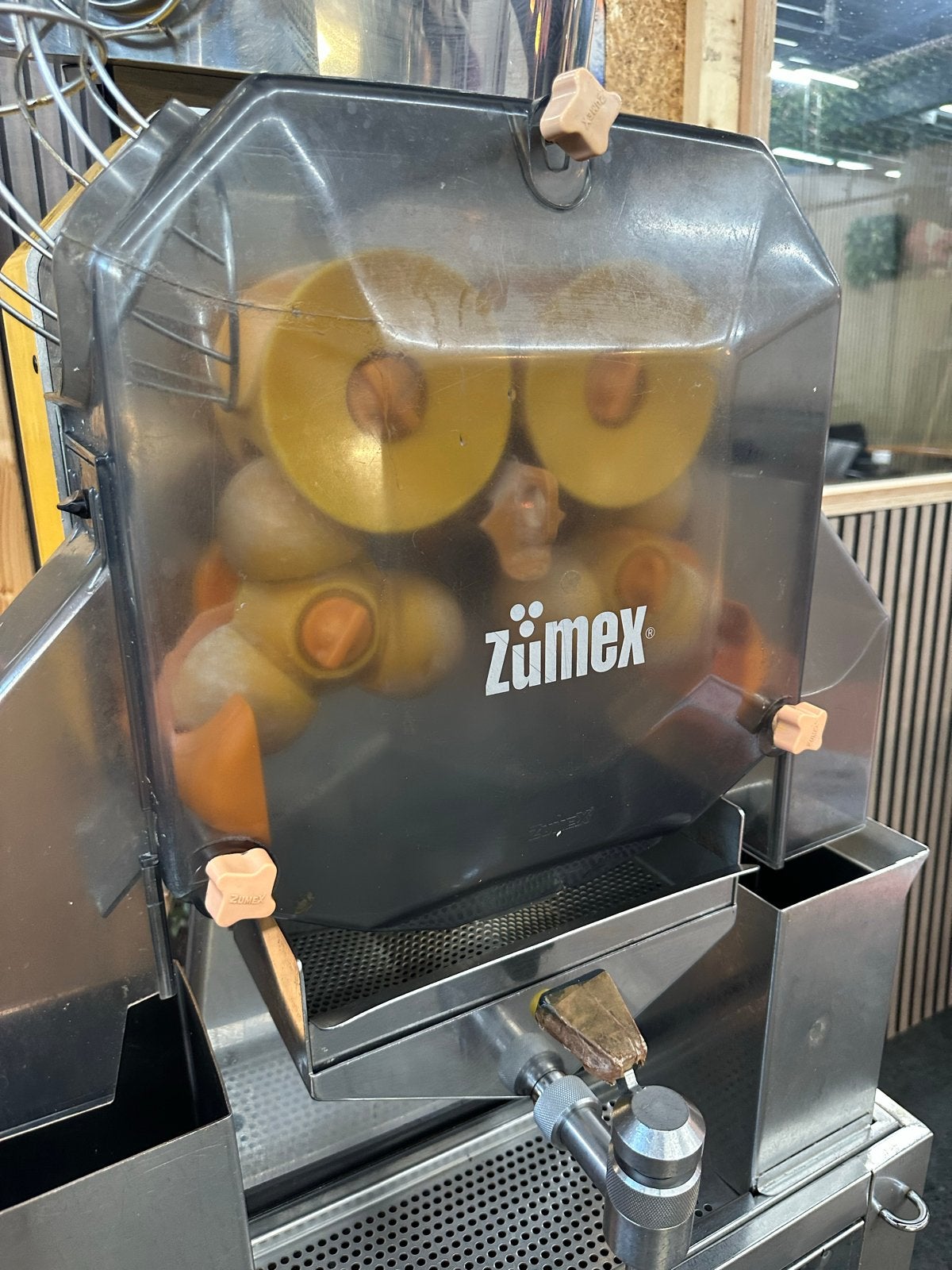 Zümex automatische orange/citruspers voor horeca, Huis en Inrichting, Ophalen, Gebruikt