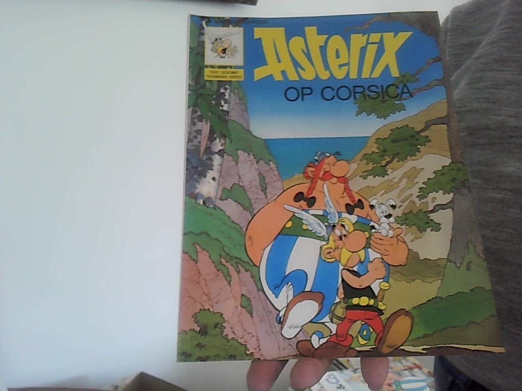 asterix nr 20 asterix op corsica dargaud uit 1977, Eén stripboek, Ophalen of Verzenden, Zo goed als nieuw