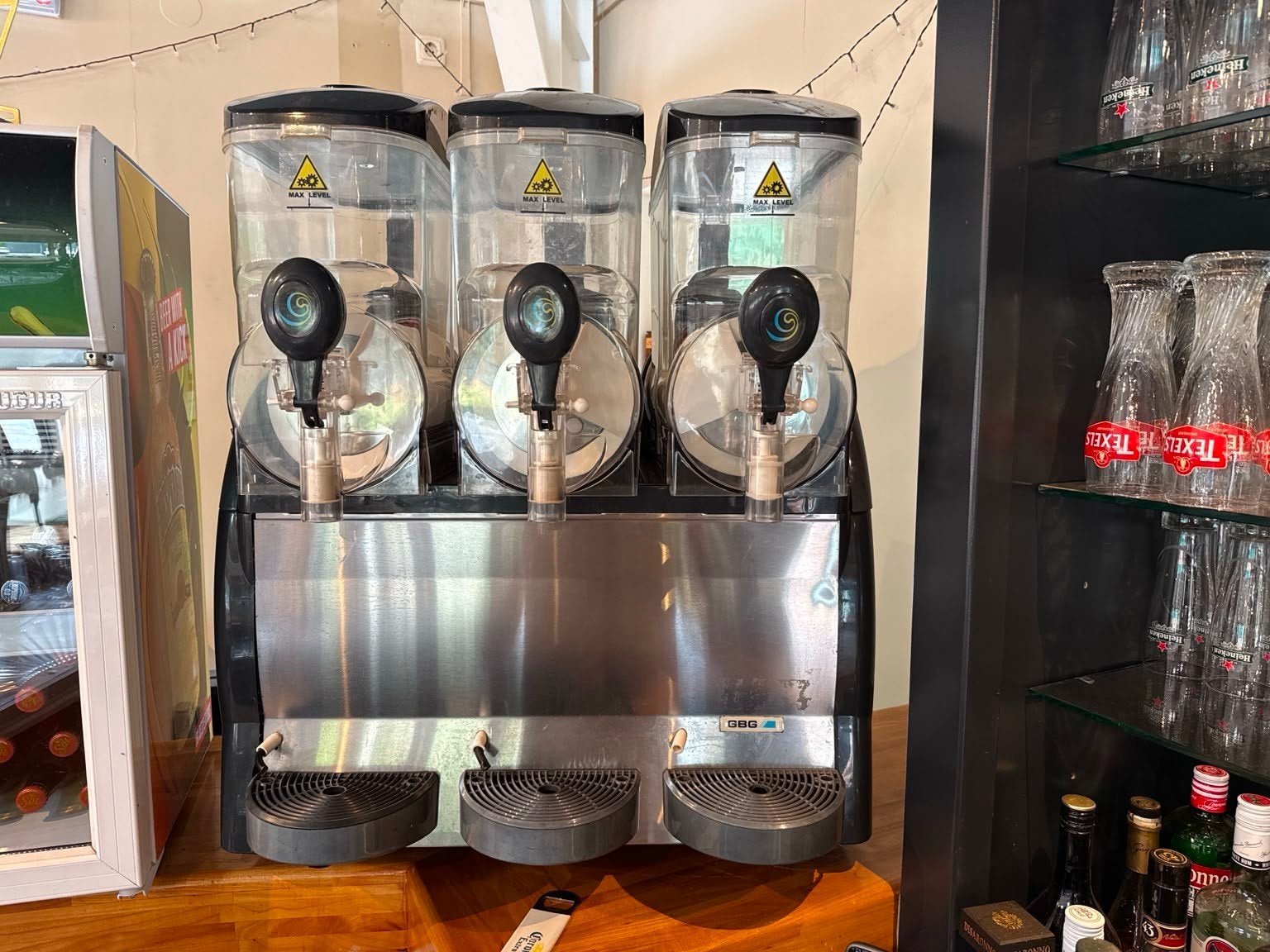 Slushpuppy machine (3 compartimenten), Ophalen, Gebruikt