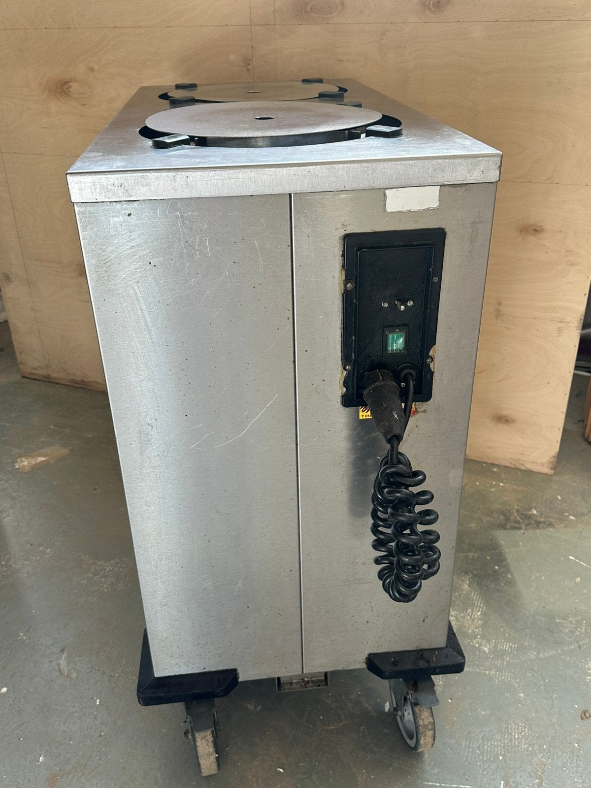 Mobiele bordenverwarmer | mobile containing | warmhoudwagen, Ophalen of Verzenden, Zo goed als nieuw