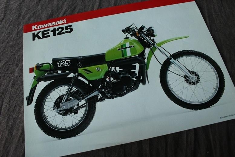 Kawasaki KE125 motorfiets verkoop folder KE 125 cross, Ophalen of Verzenden, Overige merken