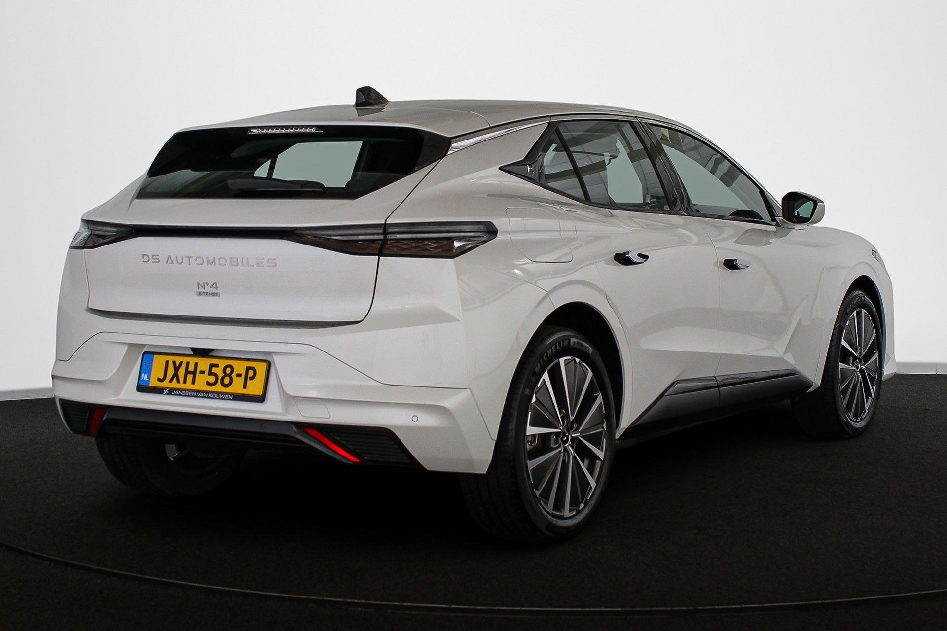 DS No 4 E-Tense Pallas 58.3 kWh Camera Apple CarPlay 19", Auto's, Gebruikt, 213 pk, Leder en Stof, DS 4
