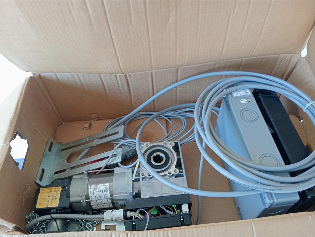 Industriële motor MFZ compleet, Ophalen, 120 cm of meer, Garagedeur